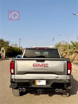GMC Sierra